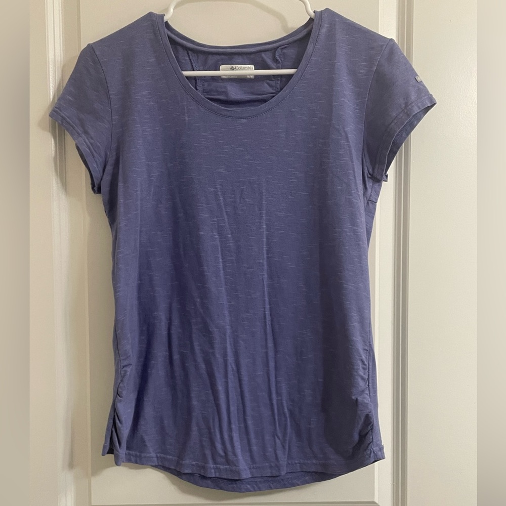 Columbia Sportswear Women's Short Sleeve Tee in Blue/Purple